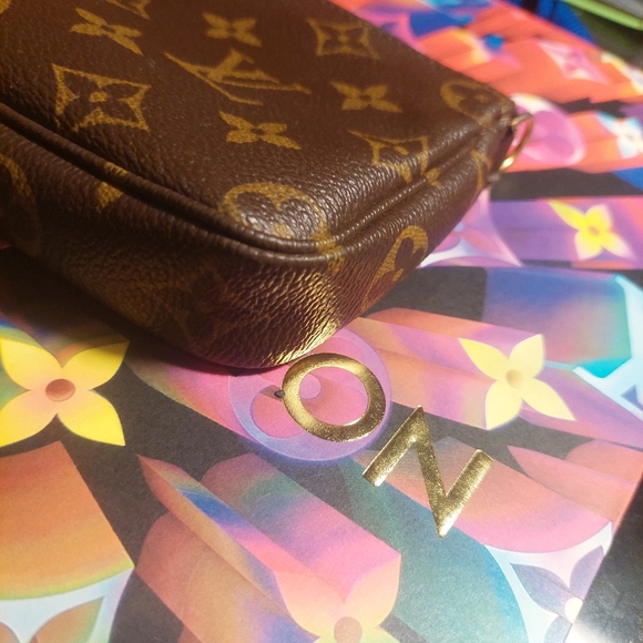 Bucket Monogram Pochette Louis Vuitton w/New Crossbody Coach Chain - Picture 10 of 15